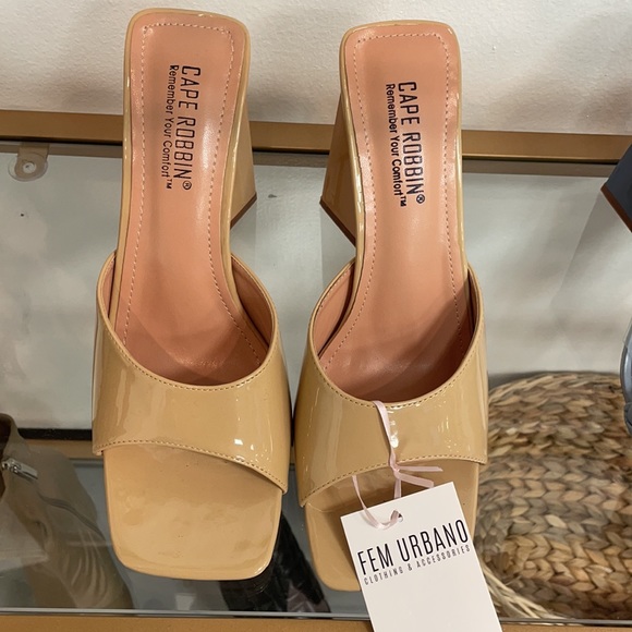 Nude Chunky Heels Square toe Mule - Picture 3 of 3